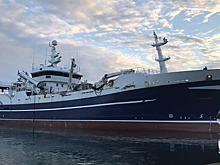 На судне в Охотском море произошел взрыв