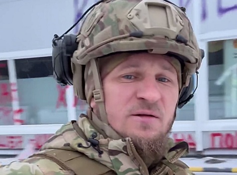 Террорист Алиев, пиарившийся осенью под Рэмбо в курской Судже, задержан пьяным за рулем в Киеве – погоня, наручники, попытка «порешать»