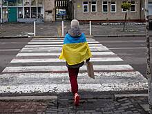На западе Украины начали демонтаж мемориала в честь Великой Отечественной войны