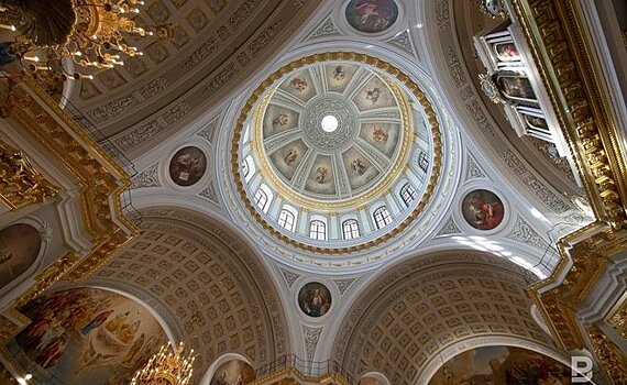 День в истории: возрождение собора Казанской иконы Божией Матери, Романовы на престоле и план "Барбаросса"