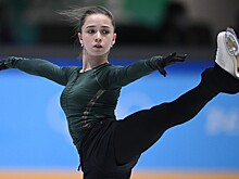 «Камила, мы с тобой»: в Москве появились баннеры в поддержку российской фигуристки