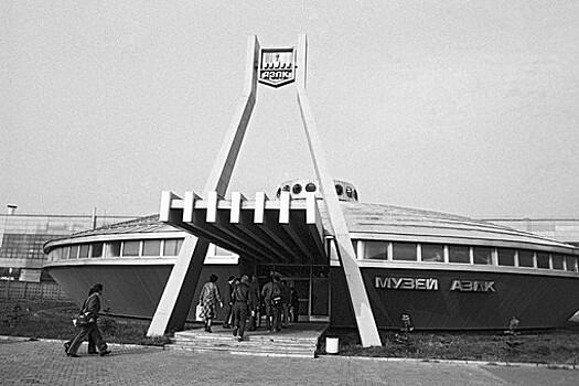 "Москвич" закрепил за собой право на эмблему АЗЛК до 2033 года