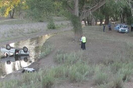 В Гае «Москвич-412» под управлением 83-летнего водителя упал с обрыва