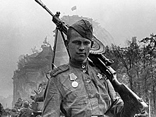 Зачем Сталин вернул погоны в армию в 1943 году