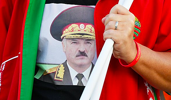 Шествие сторонников Лукашенко проходит в Минске