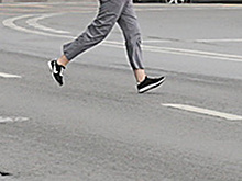 Очередная опасная игра стала модной среди зумеров: подростки перебегают автомагистрали