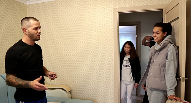 Бойцы ММА и волонтеры собрали деньги на новую квартиру в Оренбурге для семьи сирот из Илека
