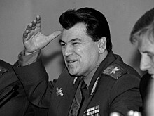 Умер последний министр обороны СССР Евгений Шапошников