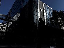 На компанию Илона Маска подали в суд