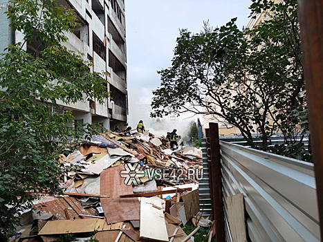 Пожар возник в ремонтируемом студенческом общежитии в Кемерове