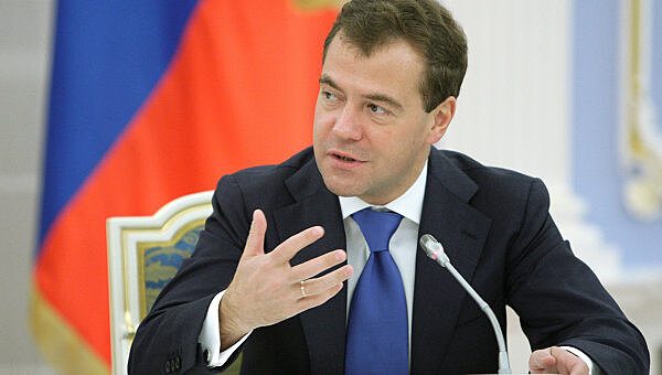 Медведев доволен ростом российского лекарственного рынка