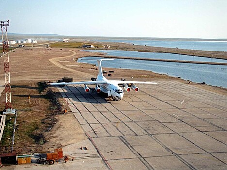 Реконструкцию причалов порта Певек на Чукотке планируется завершить в декабре