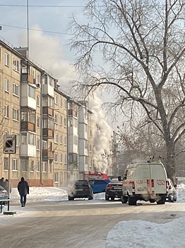 В Кемерове при пожаре в многоэтажном доме пострадали шесть человек
