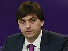 Министр просвещения России заявил, что его дочь тоже «мучилась с онлайн-платформами»