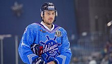 Хоккеист "Сибири" пропустит сезон из-за онкологии