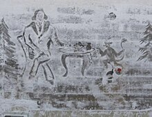 Фотофакт: ижевский дворник-художник нарисовал Гоголя и черта