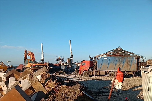 На Кубани завершили демонтаж надстройки танкера "Волгонефть-239"