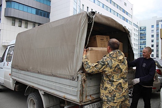 "Зяблицев-Фонд" отправил новую партию гуманитарного груза из Екатеринбурга в Донбасс