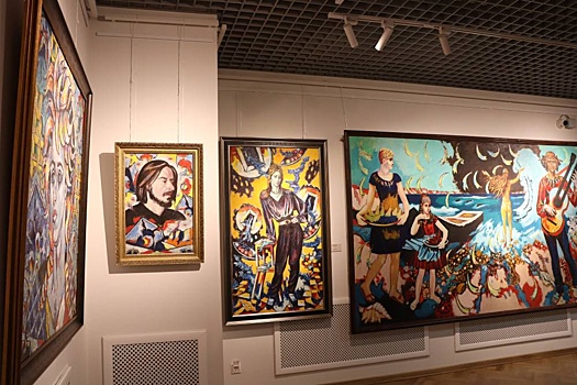 В Воронеже выставили работы автора самого большого гобелена в мире