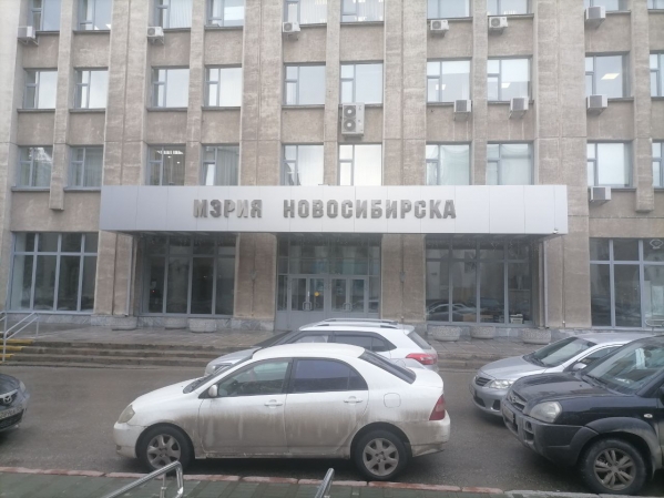 Мэрия Новосибирска незаконно платила деньги МП «Метро МиР»