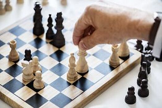 Мировую шахматную корону будут оспаривать во Владивостоке