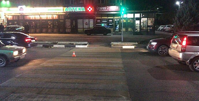 На пешеходном переходе иномарка сбила 8-летнюю девочку