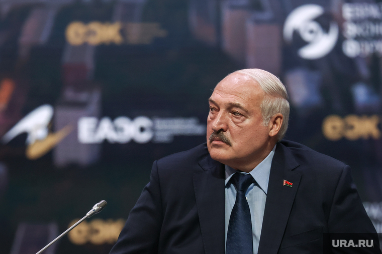 Лукашенко: в современных условиях войны в Белоруссии не будет