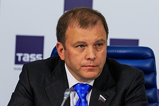 Представитель ЛДПР в Нижнем Новгороде отреагировал на сложную ситуацию с автобусами