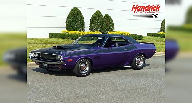 Отреставрированный Dodge Challenger T/A 1970 года продают за 9 млн рублей