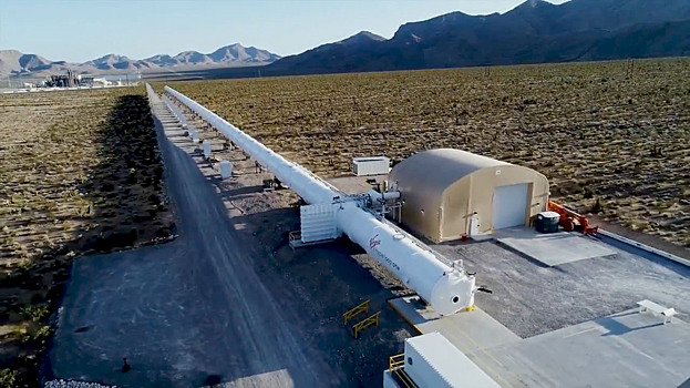Видео: как сделать трубы Hyperloop прозрачными с помощью иллюзии