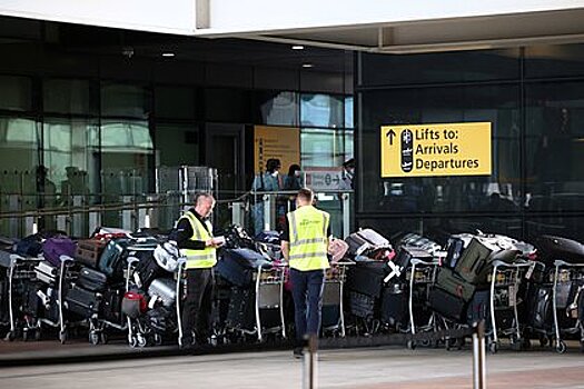 В крупнейшем аэропорту Европы началась забастовка против низкой зарплаты