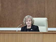 Молодые уралочки получат денежные выплаты за рождение первенца