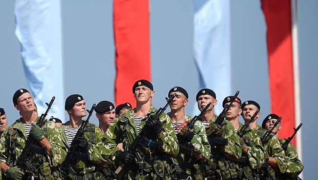 Украина требует отменить военный призыв в Крыму
