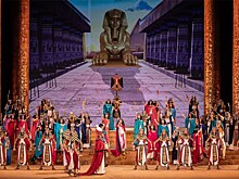 Зрители встретили овациями премьеру оперы "Аида" на Приморской сцене Мариинского театра