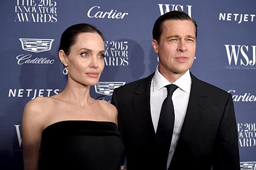 Джоли согласилась засекретить документы о разводе с Питтом