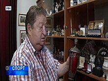 Заслуженный тренер из Уфы Евгений Емельянов собирает спортивную коллекцию