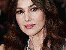 54-летняя Моника Беллуччи продемонстрировала стройную фигуру и роскошное платье Dior в Каннах