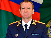 Главный следователь Ямала исполнил новогоднюю мечту маленькой жительницы округа. ВИДЕО