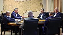Вопросы поддержки бойцов в зоне СВО обсудил Губернатор с главами муниципальных образований Вологодчины