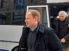 Виктор Томенко решил проехаться по городу, чтобы посмотреть, как убирают сн