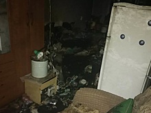 Пожар произошел в гаражах на юге Москвы