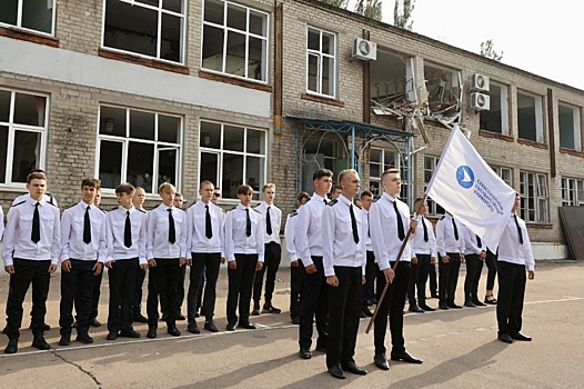 Азовскому морскому институту нужны техническая литература и учебное судно