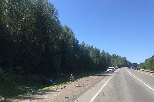 В жутком ДТП на свердловской трассе погибла девушка, ехавшая поступать в колледж