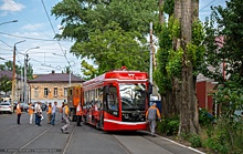 И это только начало: пользователи соцсетей активно обсуждают сход трамвая с рельсов в Таганроге
