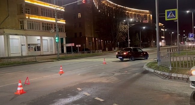 Мужчину госпитализировали после ДТП на переходе в Нижнем Новгороде