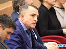 Спикер облдумы под предлогом борьбы с COVID-19 не пустил депутата из Светлого на согласованное заседание