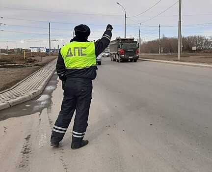 ГИБДД Новосибирска до 5 декабря будет проверять автобусы, такси и транспорт юрлиц