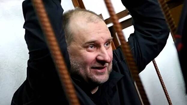 Расстрелы, грабежи и болезнь: почему глава свердловской ОПГ Клок оказался в суде