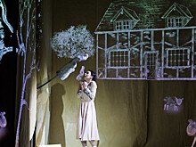 «Госпожа Метелица» в Московском театре кукол: «Как много есть историй на земле…»