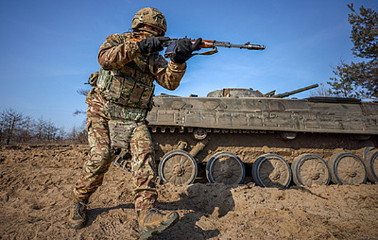 ВСУ потеряли до 150 военных и 3 бронемашины в зоне группировки "Восток"